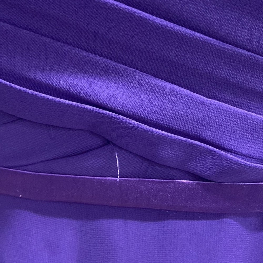Night gown 💜 - Picture 5 of 10